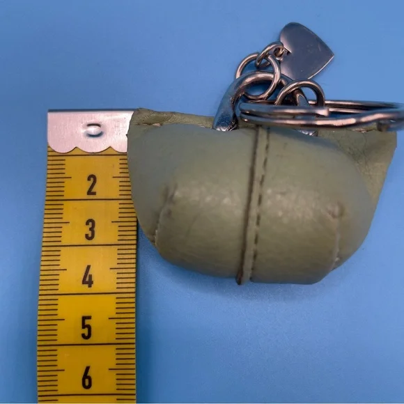 Vintage Nine West Mini Leather Purse Bag Charm Keychain Sage Green Heart Tag Y2K - Picture 8 of 8